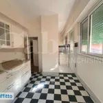 Affitto 5 camera appartamento di 200 m² in Rome