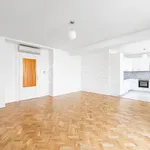 Rent 3 bedroom apartment of 141 m² in Capital City of Prague