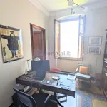 Rent 10 bedroom apartment of 211 m² in Genova