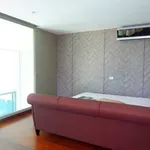 Rent 4 bedroom apartment of 224 m² in Bang Lamung