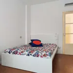 Rent a room of 70 m² in milan