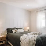 Rent 3 bedroom apartment in Lisbon