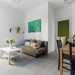 Rent 2 bedroom apartment of 50 m² in Milan