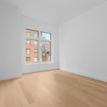 Rent 4 bedroom apartment of 217 m² in New York