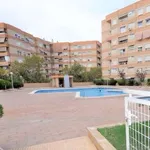 Rent a room of 86 m² in valencia