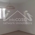 Affitto 5 camera appartamento di 300 m² in Taurianova