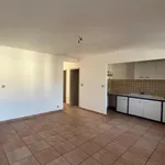 Rent 3 bedroom apartment of 62 m² in Lavelanet