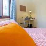 Rent 5 bedroom apartment in Valencia