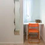 Rent 7 bedroom apartment in Madrid