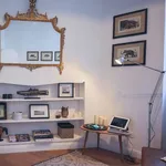 Rent 1 bedroom apartment of 62 m² in Florence