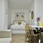 Rent 1 bedroom apartment of 35 m² in Madrid