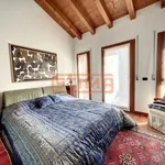 Terraced house 5 rooms, good condition, Treviso