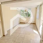 Rent 2 bedroom apartment of 49 m² in Nîmes