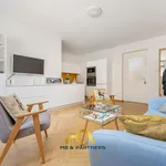 Rent 2 bedroom apartment of 50 m² in Praha 7