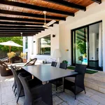 Rent 5 bedroom house of 1450 m² in Marbella