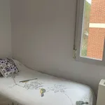 Rent a room of 44 m² in madrid