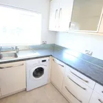 Flat to rent in Woking, Surrey GU22