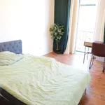 Rent a room in lisbon