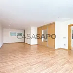 Rent 1 bedroom house of 372 m² in Leiria