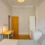 Rent a room in lisbon