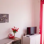 Rent a room of 70 m² in lisbon