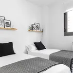 Alquilo 4 dormitorio apartamento de 119 m² en Madrid