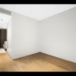 Rent 3 bedroom apartment in Melbourne