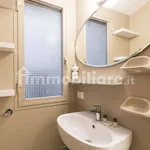 Rent 1 bedroom apartment of 25 m² in Florence