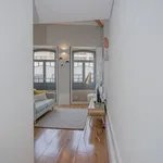 Rent 1 bedroom apartment of 45 m² in Porto