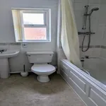 Rent 3 bedroom flat in West Midlands