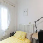 Rent a room of 74 m² in madrid