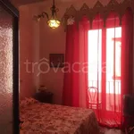 Rent 2 bedroom apartment of 65 m² in Napoli