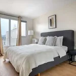 Rent 1 bedroom apartment of 56 m² in paris