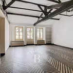 Appartement de 136 m² avec 4 chambre(s) en location à Paris