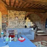 Rent 5 bedroom house of 150 m² in Pescaglia