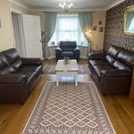 Rent 4 bedroom flat in Doncaster