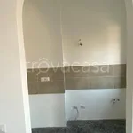 Affitto 4 camera appartamento di 43 m² in Genova