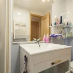 Rent 3 bedroom apartment in Madrid