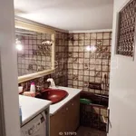 Rent 2 bedroom apartment of 93 m² in Αμφιάλη