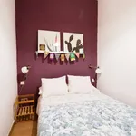 Rent 1 bedroom apartment of 32 m² in madrid