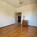 Rent 7 bedroom house of 250 m² in Roma