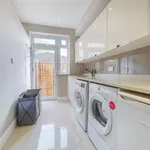 Rent 5 bedroom apartment in East Of England