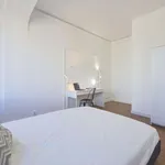 Rent a room in lisbon