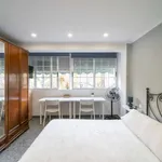 Rent 3 bedroom apartment in valencia