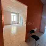 Rent 15 bedroom apartment of 380 m² in Napoli