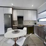 Rent 2 bedroom apartment of 69 m² in Randburg