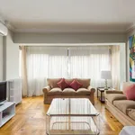 Rent a room of 160 m² in madrid