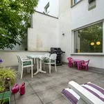 Miete 3 Schlafzimmer wohnung von 125 m² in Dusseldorf