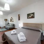 Rent 1 bedroom apartment in Florence