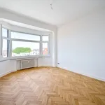 Huur 3 slaapkamer appartement in Ixelles